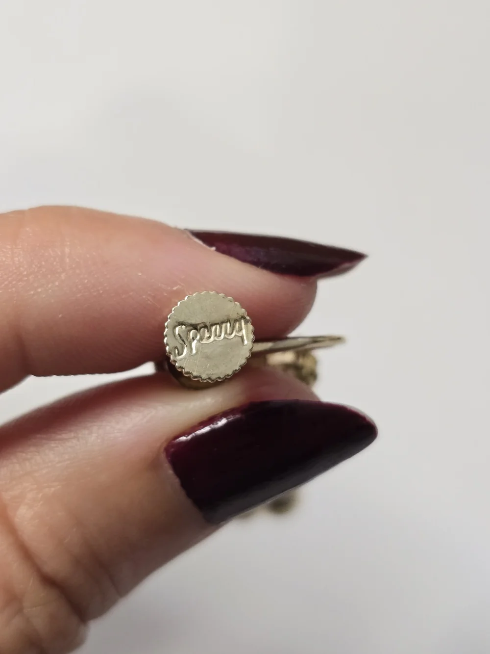 Vintage Gold-tone Tassel Screw-back Mechanism Earrings - Elegant Dangle